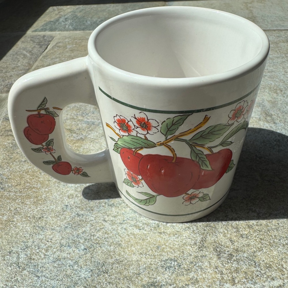 Vintage 90s Cherry Mug Cottagecore Floral Stoneware Farmhouse Kitchen‎ Decor